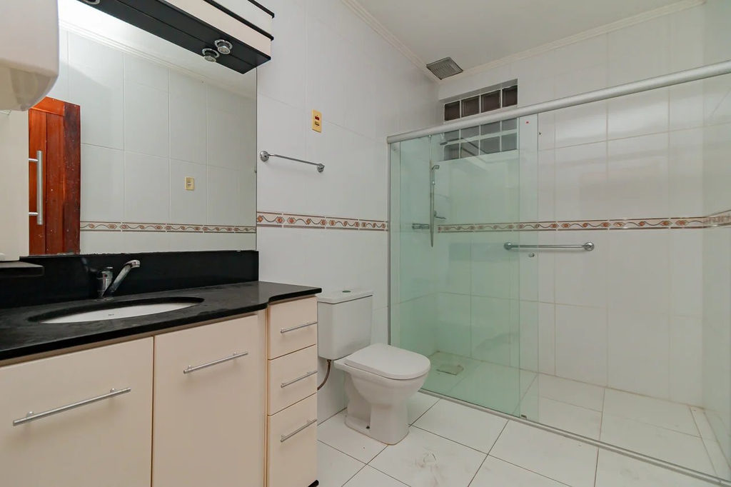 Casa para venda no bairro Higienópolis em Porto Alegre