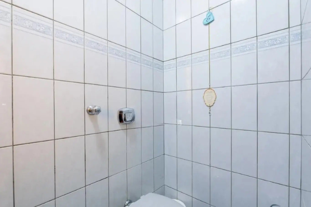 Casa para venda no bairro Jardim Itu em Porto Alegre