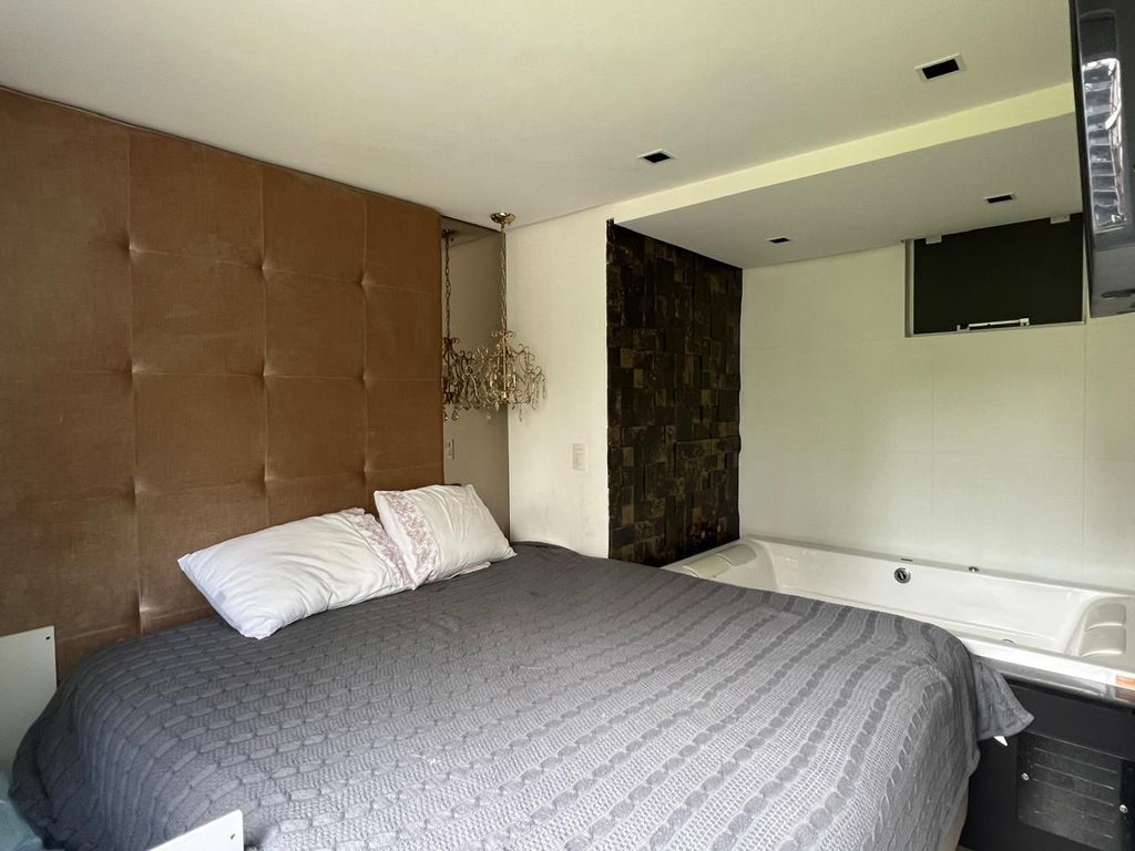 Cobertura Duplex para venda no bairro Mont Serrat em Porto Alegre
