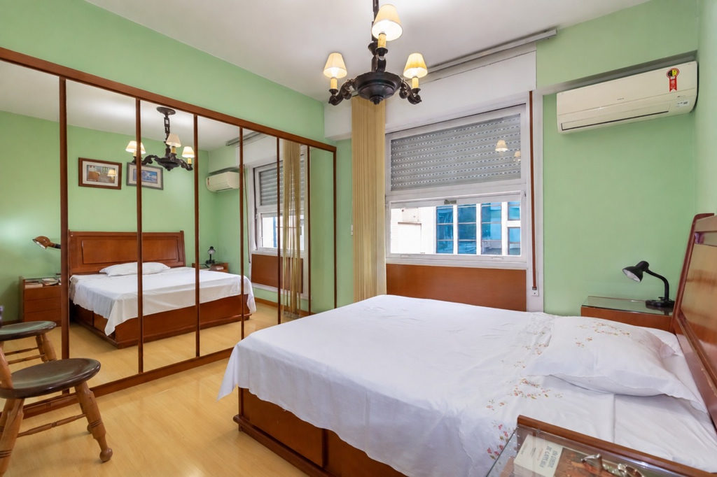 Apartamento para venda no bairro Centro Histórico em Porto Alegre