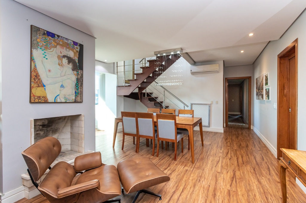 Cobertura Duplex para venda no bairro Mont Serrat em Porto Alegre