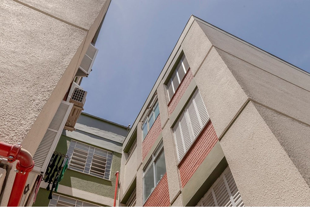 Apartamento para venda no bairro Medianeira em Porto Alegre
