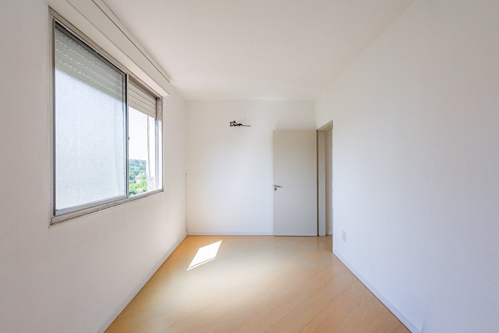 Apartamento para venda no bairro Jardim Itu Sabará em Porto Alegre