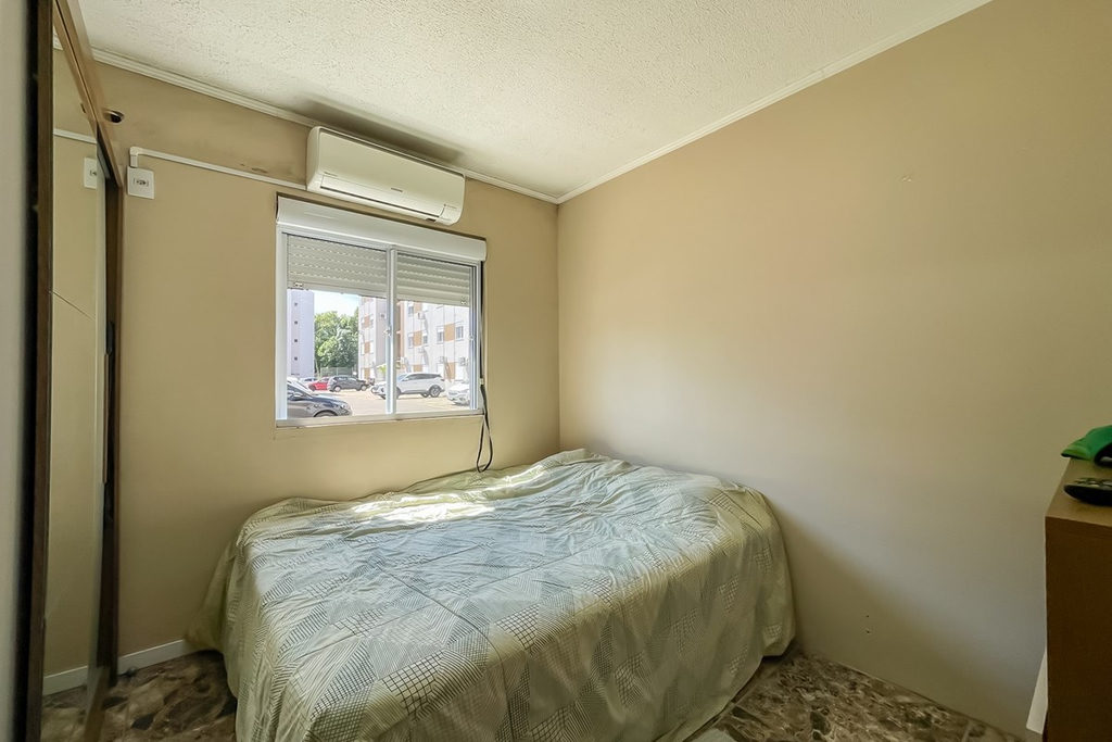 Apartamento para venda no bairro Vila Nova em Porto Alegre