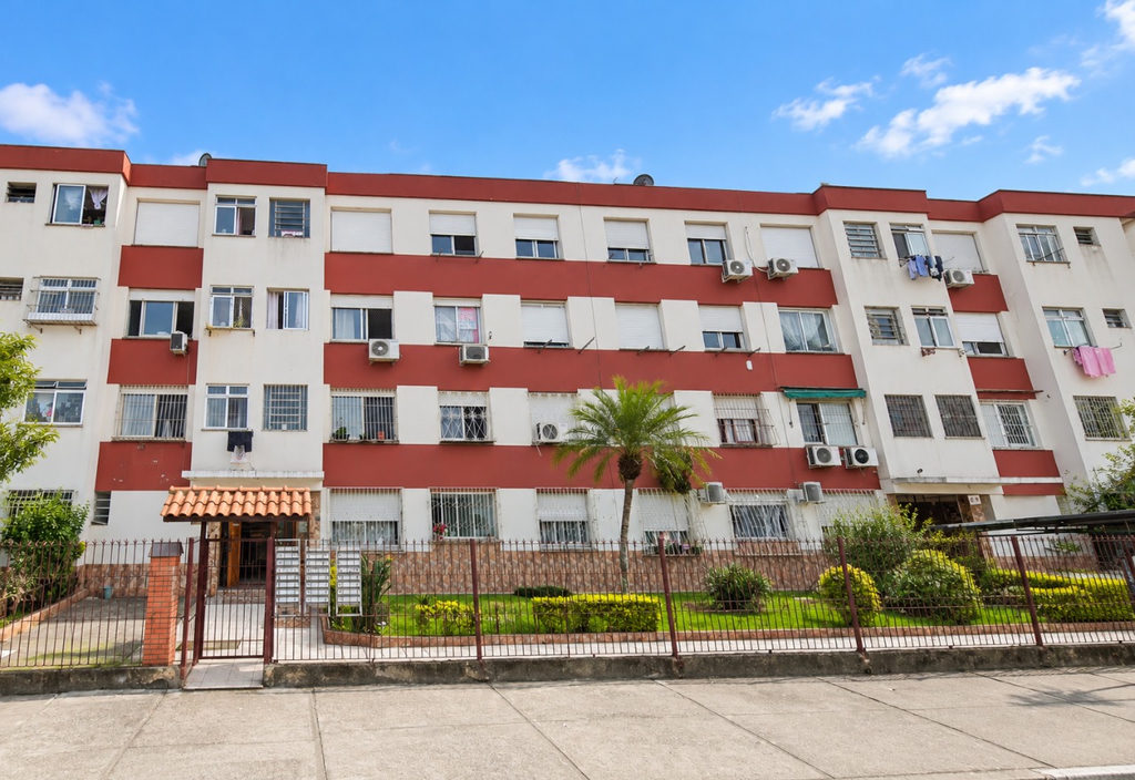 Apartamento para venda no bairro Rubem Berta em Porto Alegre