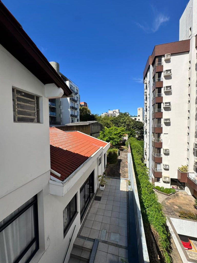 Casa para venda no bairro Menino Deus em Porto Alegre