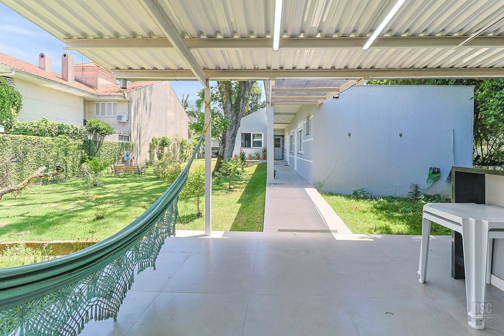 Casa para venda no bairro Jardim Isabel em Porto Alegre
