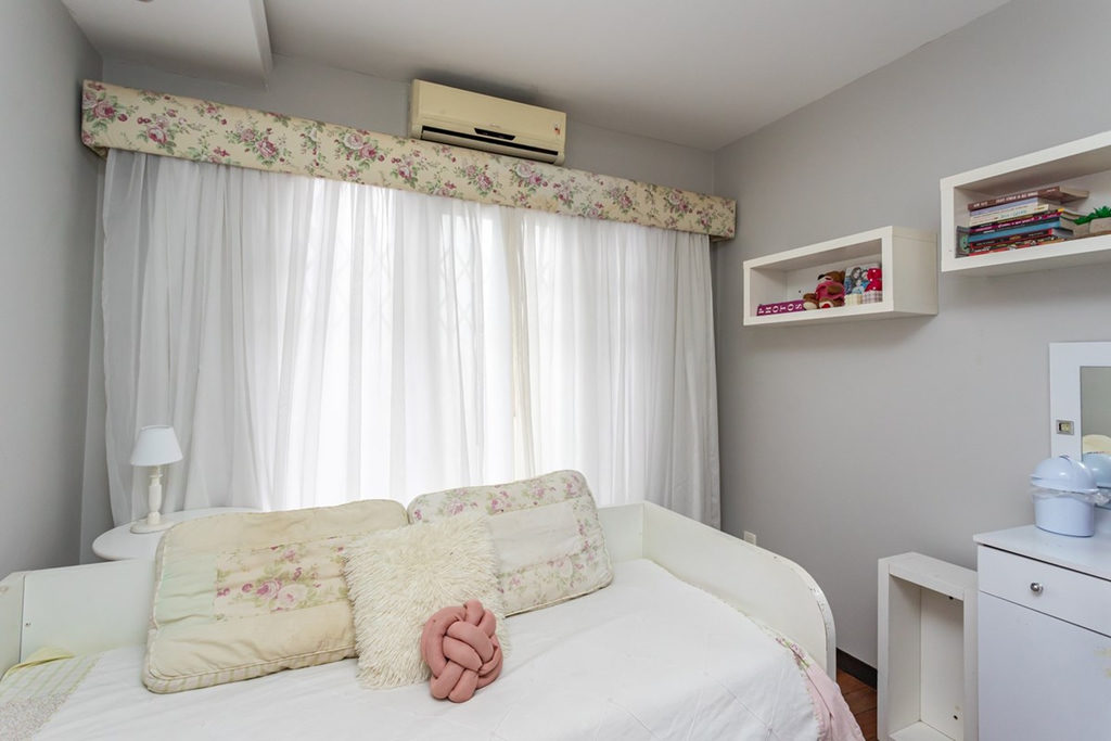 Casa para venda no bairro Teresópolis em Porto Alegre