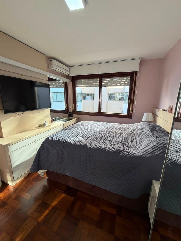 Apartamento para venda no bairro Santana em Porto Alegre