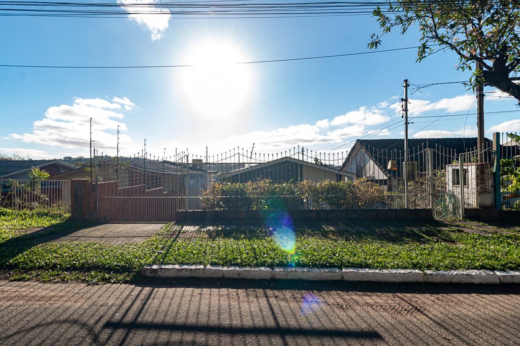Casa em Condomínio para venda no bairro Santa Tereza em Porto Alegre