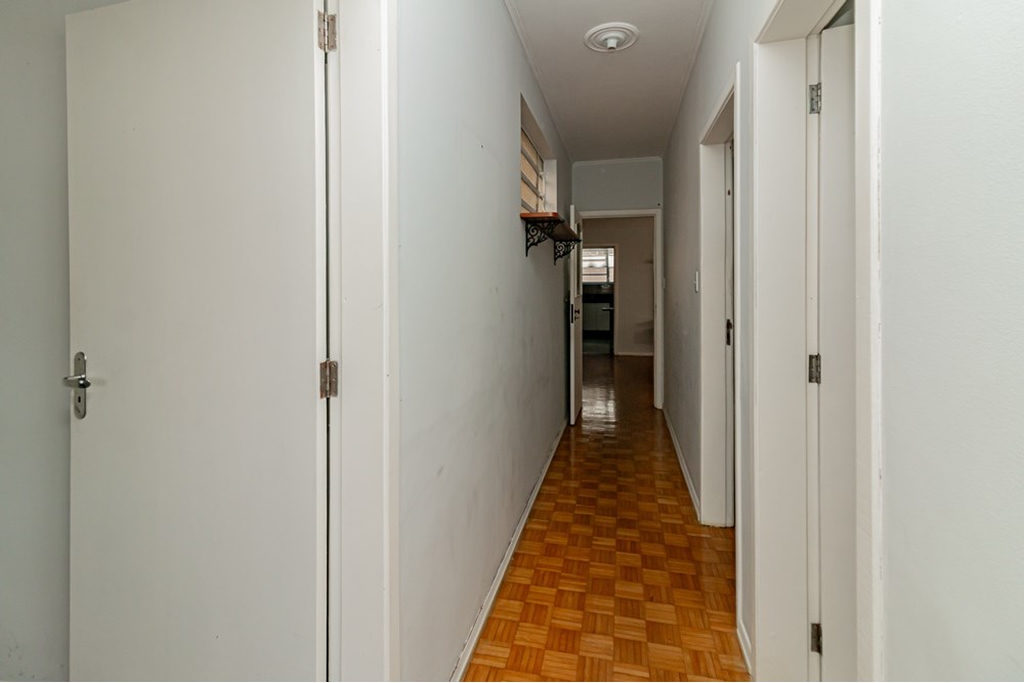 Apartamento para venda no bairro Medianeira em Porto Alegre