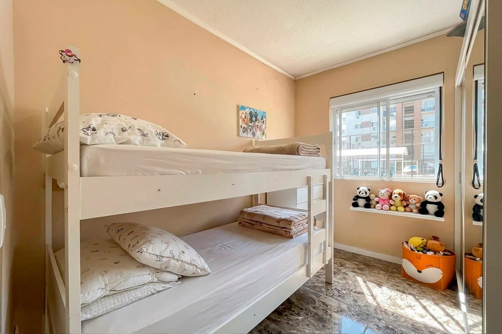 Apartamento para venda no bairro Vila Nova em Porto Alegre