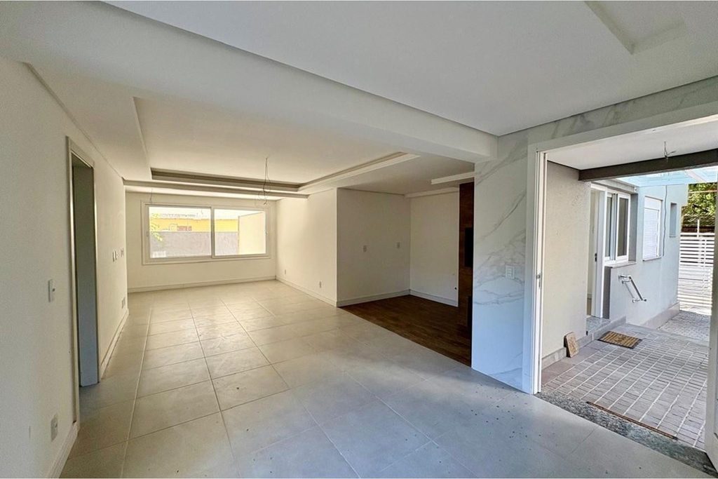 Casa para venda no bairro Tristeza em Porto Alegre