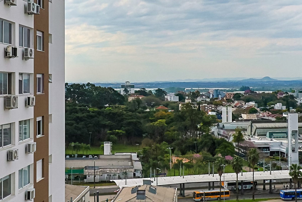 Apartamento para venda no bairro Vila Ipiranga em Porto Alegre