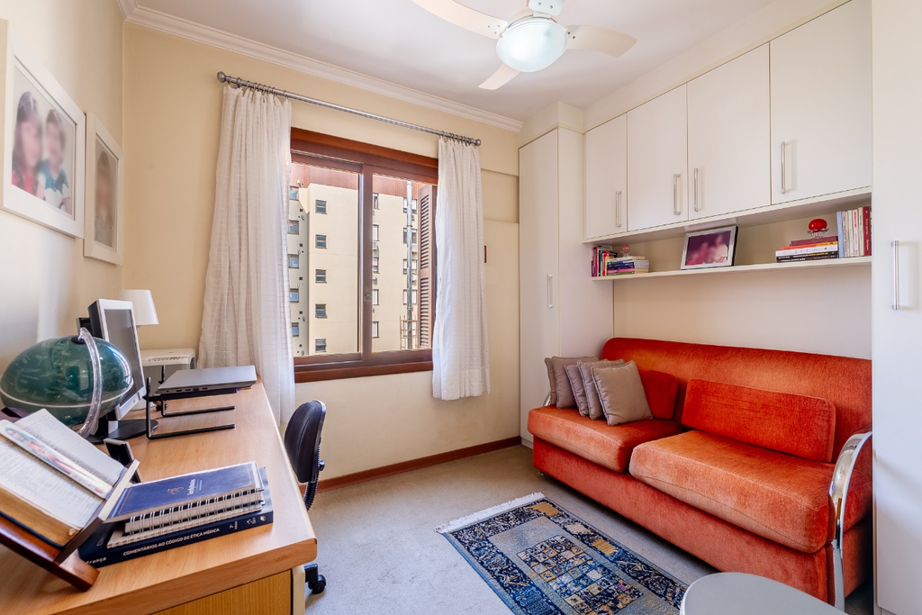 Apartamento para venda no bairro Petrópolis em Porto Alegre