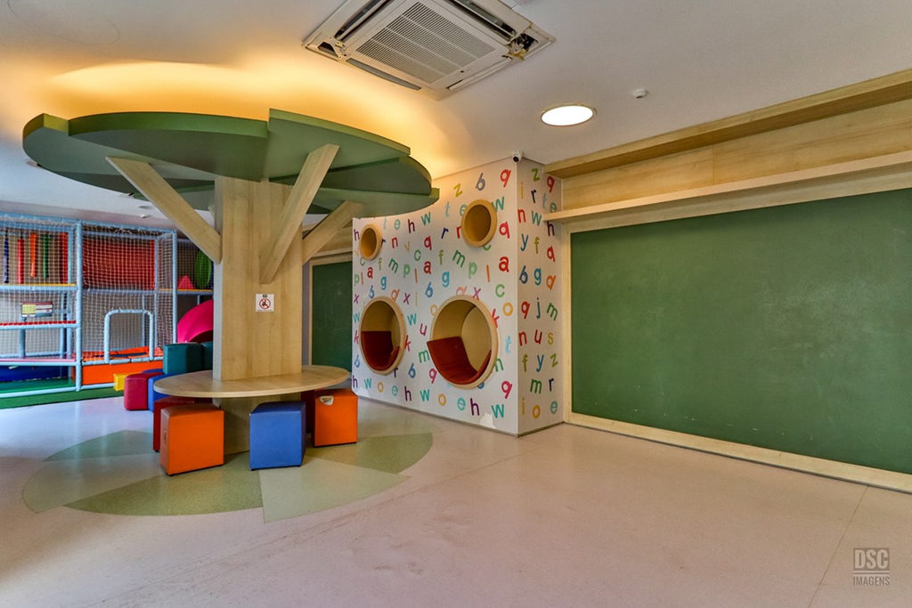 Apartamento para venda no bairro Jardim Lindóia em Porto Alegre