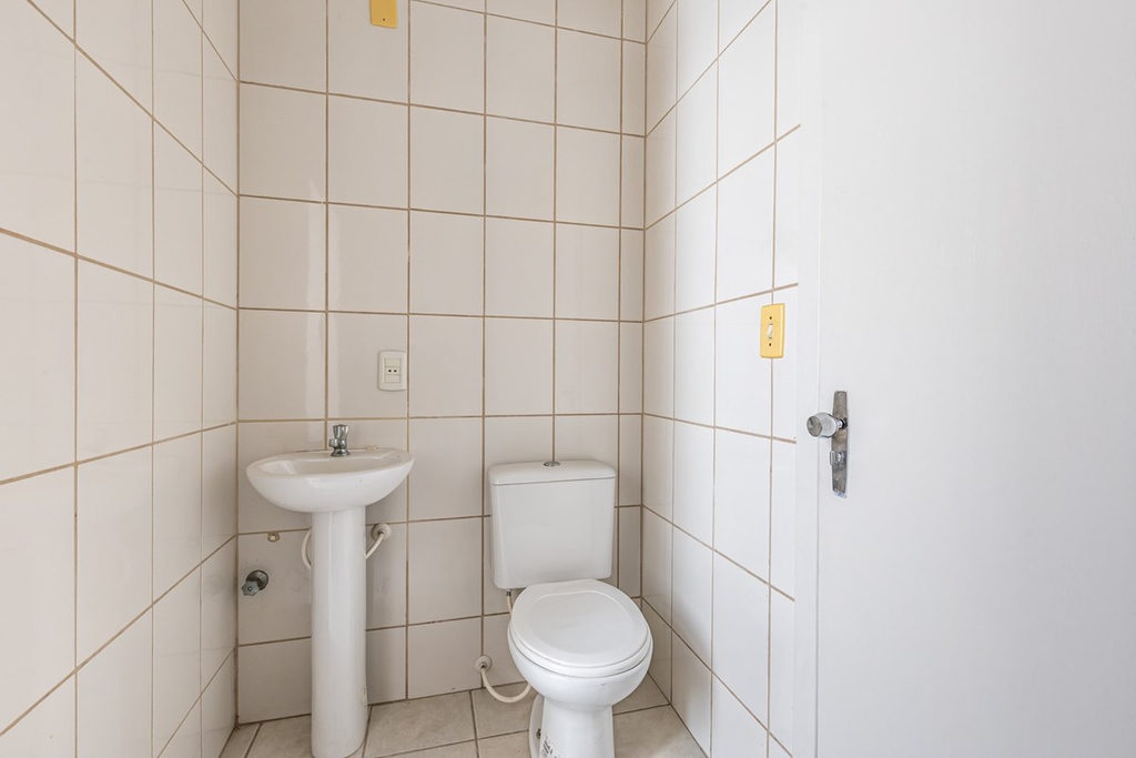 Apartamento para venda no bairro Passo da Areia em Porto Alegre