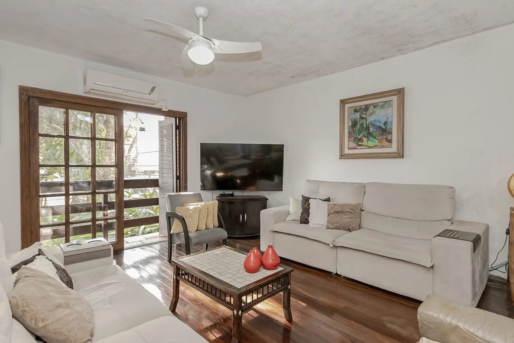 Casa para venda no bairro Jardim Botânico em Porto Alegre