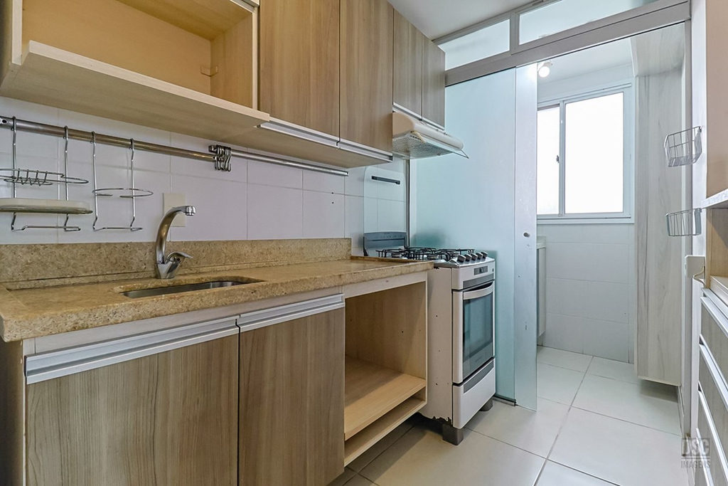 Apartamento para venda no bairro Vila Ipiranga em Porto Alegre