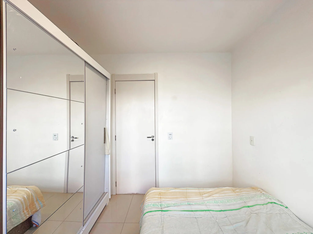 Apartamento para venda no bairro Cavalhada em Porto Alegre