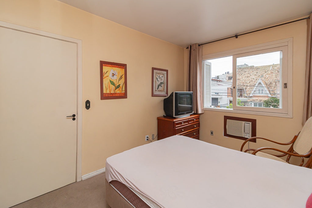 Apartamento para venda no bairro Santana em Porto Alegre