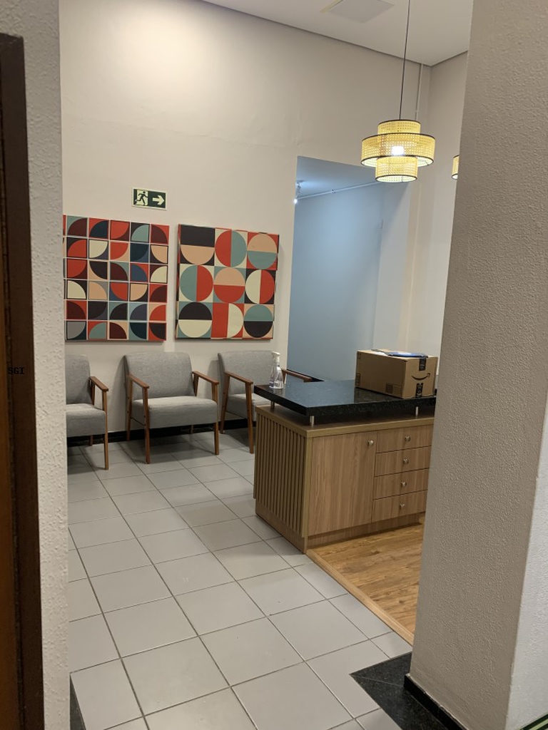 Sala para venda no bairro Moinhos de Vento em Porto Alegre