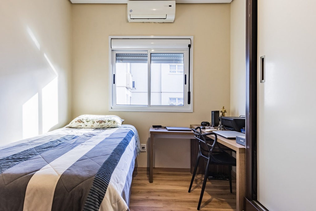 Casa em Condomínio para venda no bairro Vila Ipiranga em Porto Alegre