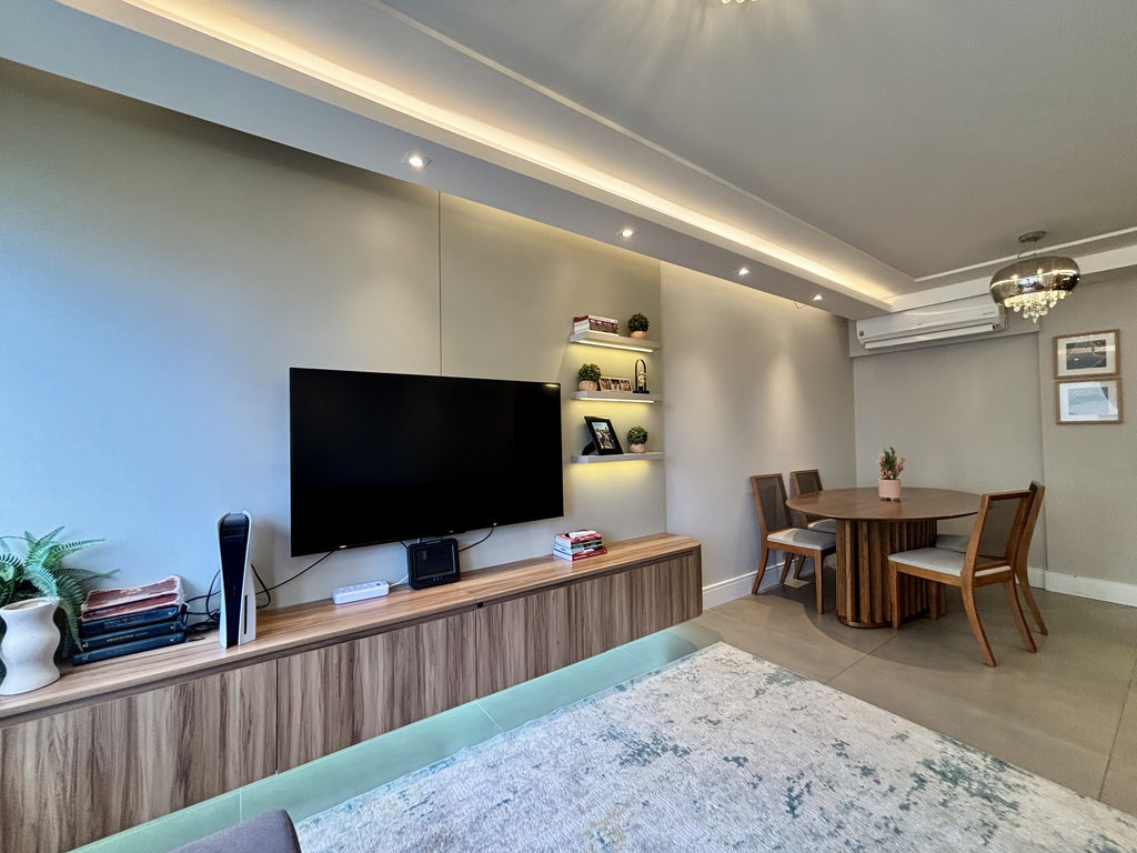 Apartamento para venda no bairro Cavalhada em Porto Alegre