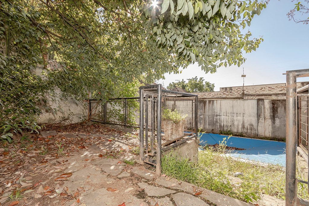 Casa para venda no bairro Floresta em Porto Alegre