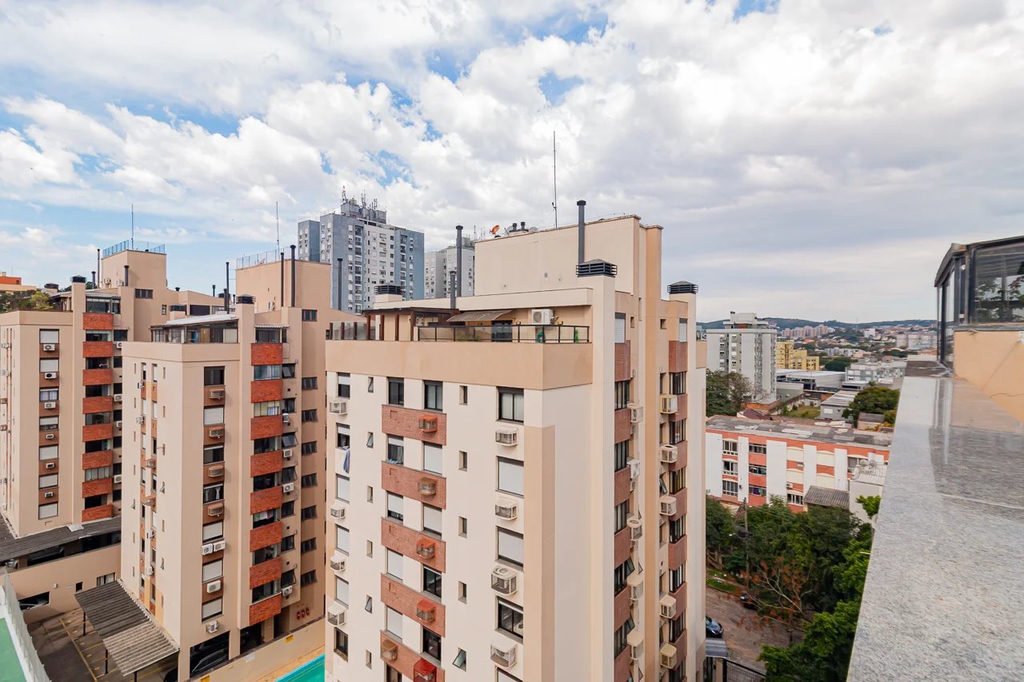 Cobertura Duplex para venda no bairro Cristal em Porto Alegre