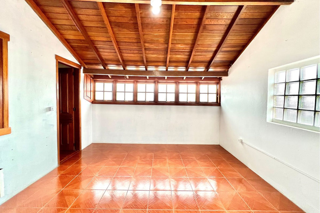 Casa para venda no bairro Estância Velha em Canoas