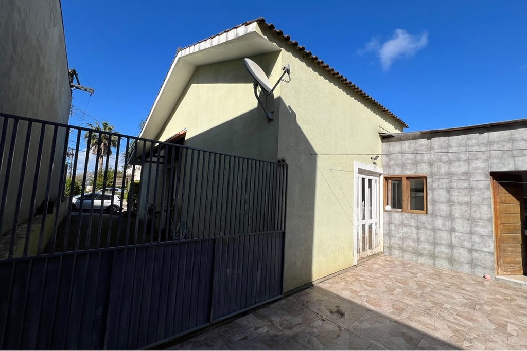 Casa em Condomínio para venda no bairro Lomba do Pinheiro em Porto Alegre