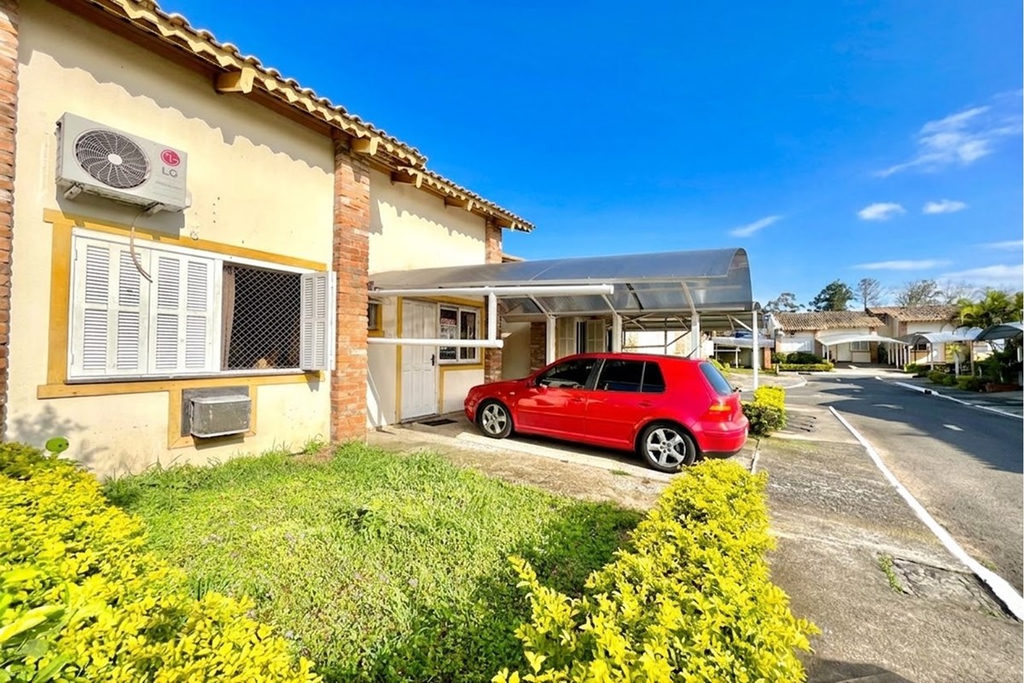 Casa em Condomínio para venda no bairro Olaria em Canoas
