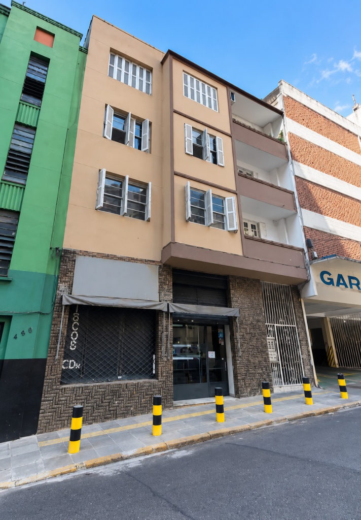 Apartamento para venda no bairro Centro Histórico em Porto Alegre