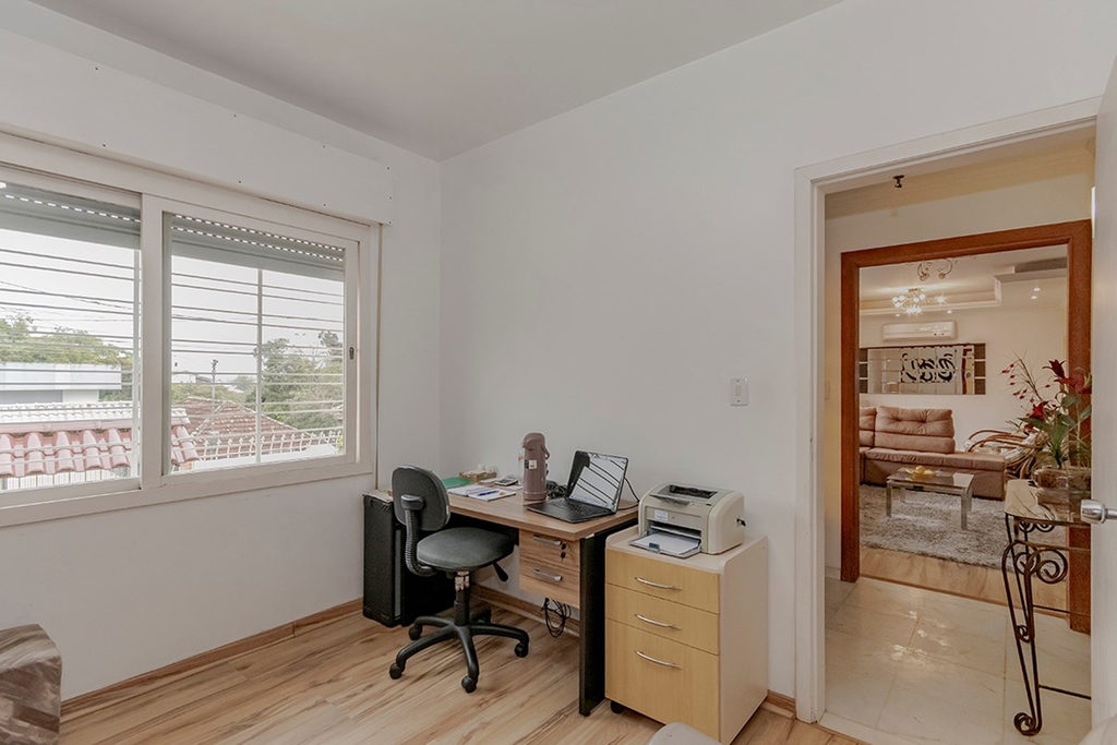 Casa para venda no bairro Teresópolis em Porto Alegre
