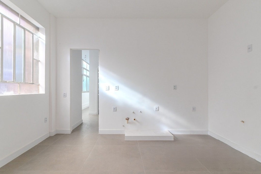 Apartamento para venda no bairro Centro Histórico em Porto Alegre