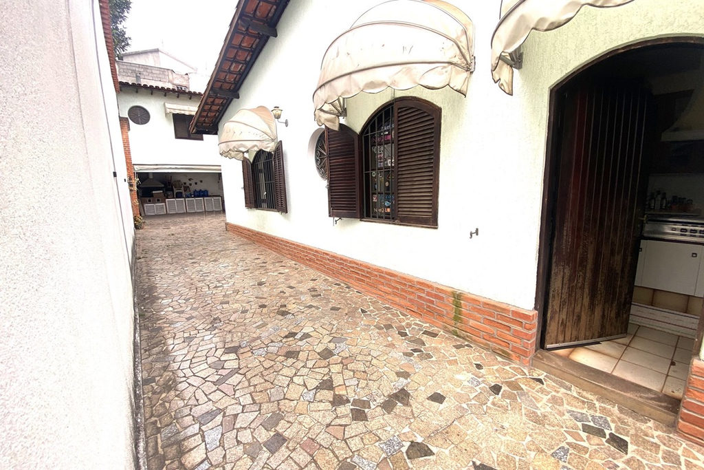 Casa, 6 quartos, 160 m² - Foto 9