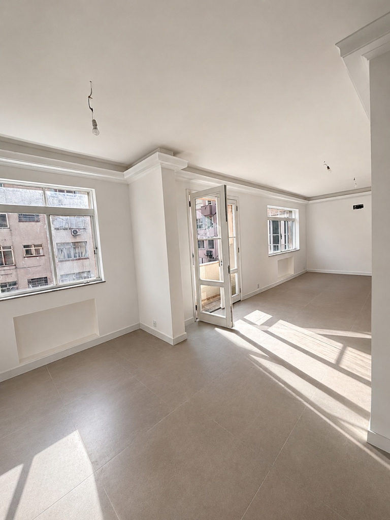 Apartamento para venda no bairro Centro Histórico em Porto Alegre