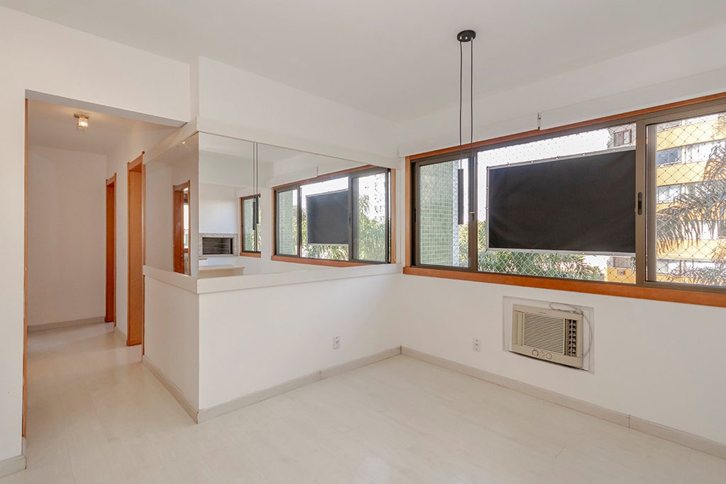 Apartamento para venda no bairro Santa Cecília em Porto Alegre