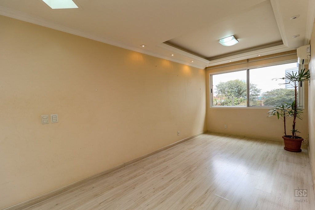 Apartamento para venda no bairro Vila Ipiranga em Porto Alegre