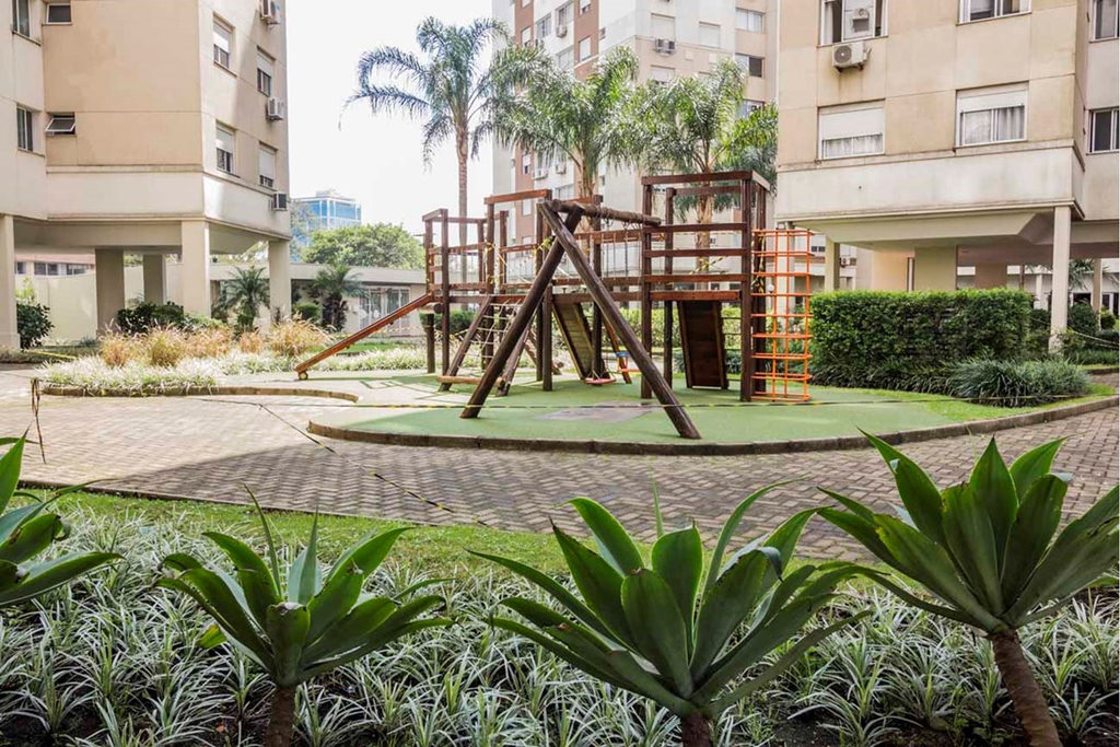 Apartamento para venda no bairro Vila Ipiranga em Porto Alegre
