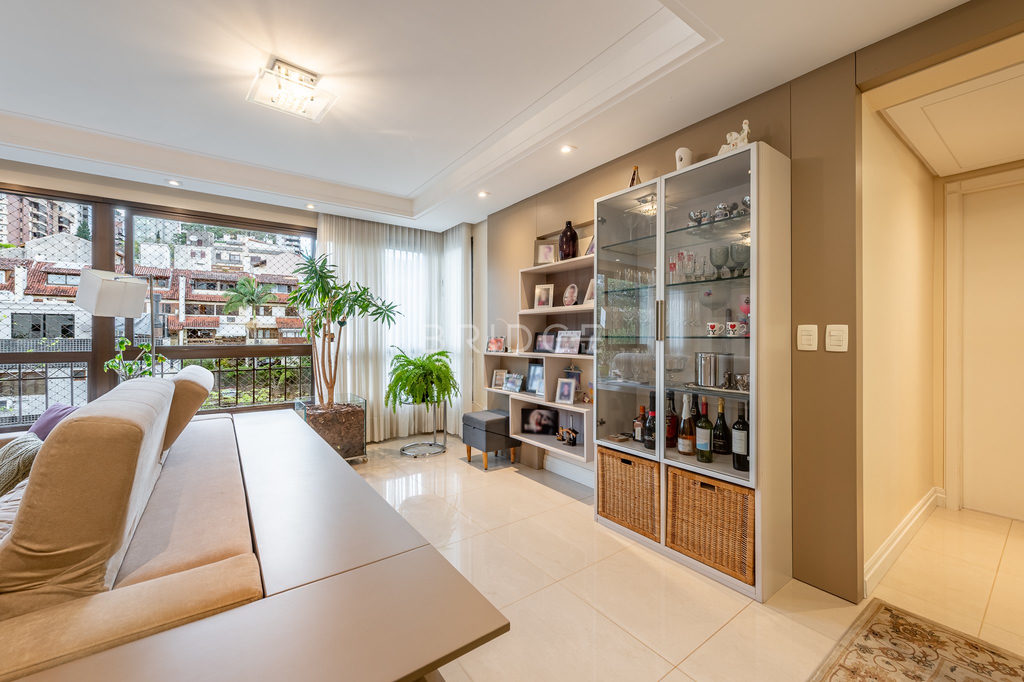 Apartamento para venda no bairro Mont Serrat em Porto Alegre
