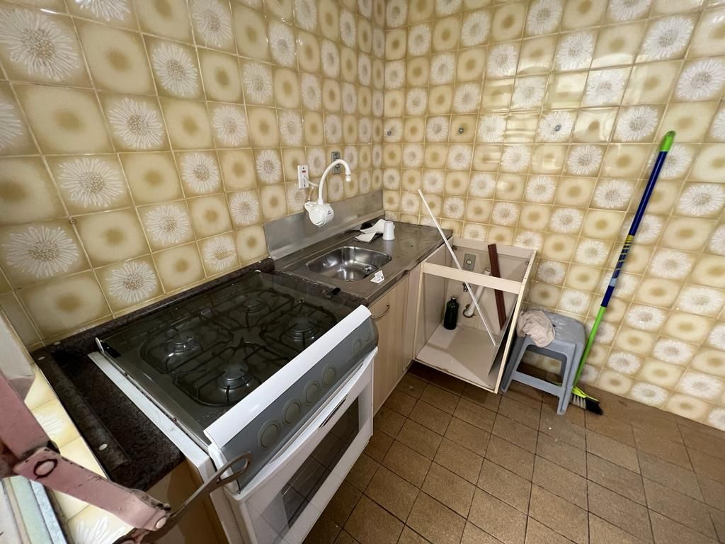 Apartamento para venda no bairro Azenha em Porto Alegre