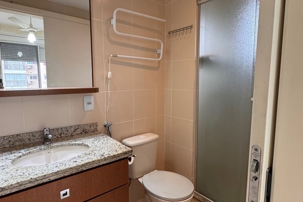 Apartamento para venda no bairro Passo da Areia em Porto Alegre
