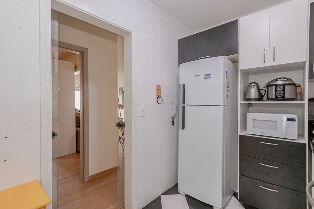 Apartamento para venda no bairro Vila Ipiranga em Porto Alegre