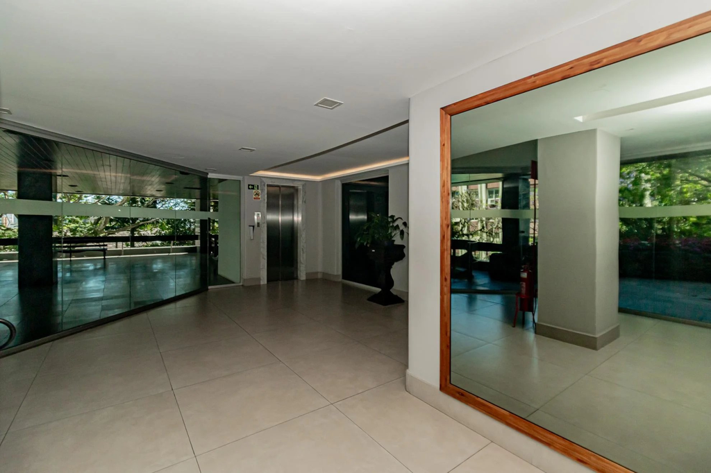 Apartamento para venda no bairro Rio Branco em Porto Alegre