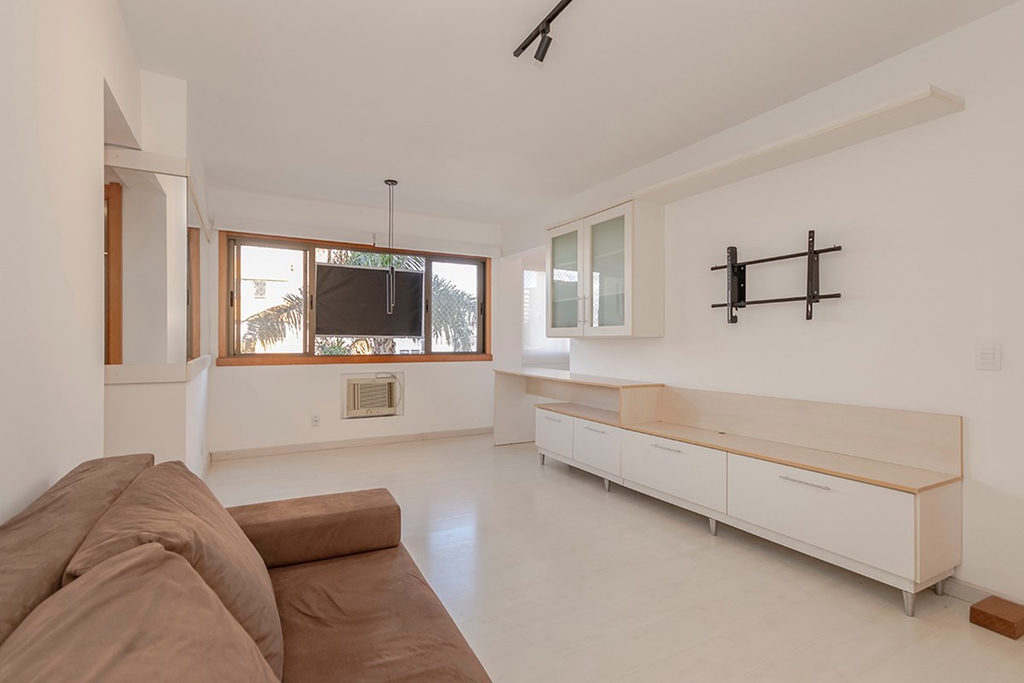 Apartamento para venda no bairro Santa Cecília em Porto Alegre
