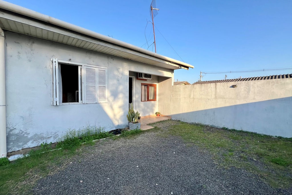 Casa para venda no bairro Estância Velha em Canoas