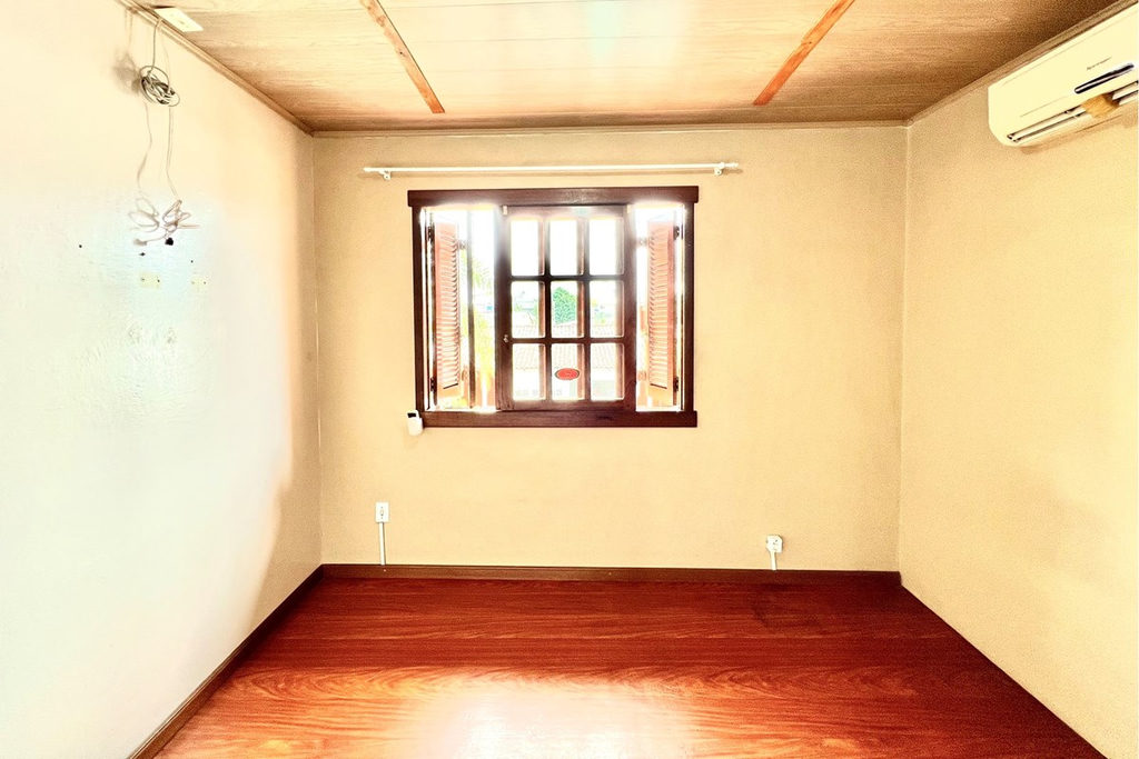 Casa para venda no bairro Estância Velha em Canoas