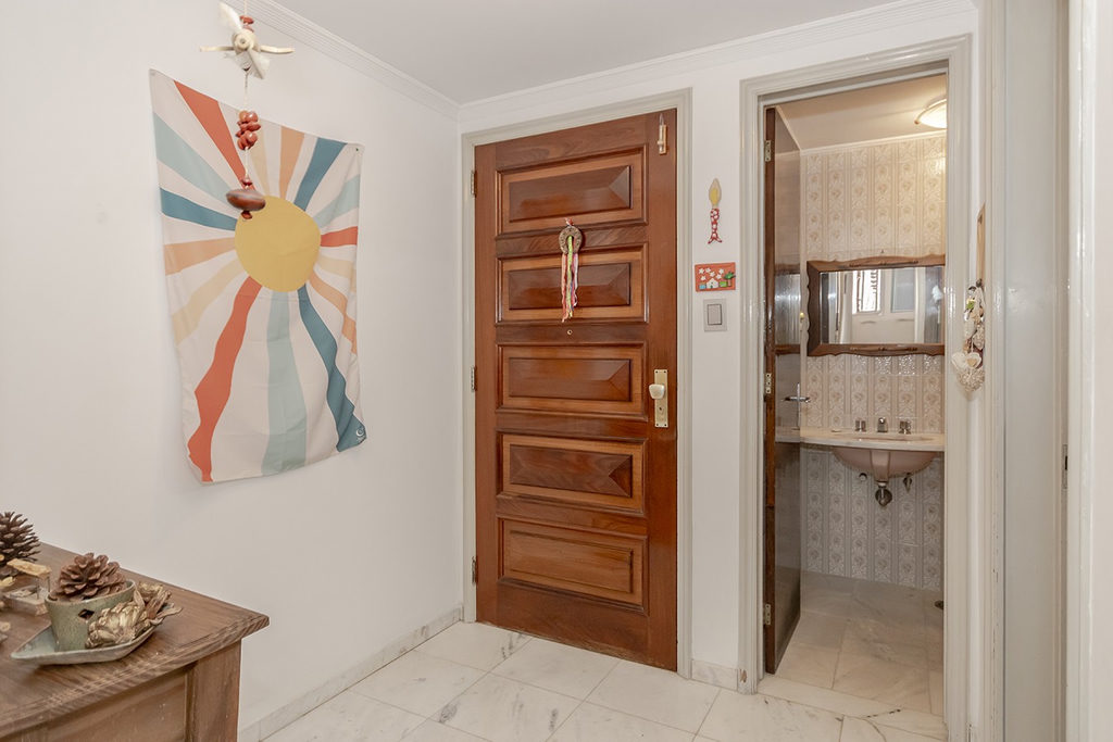 Apartamento para venda no bairro Menino Deus em Porto Alegre